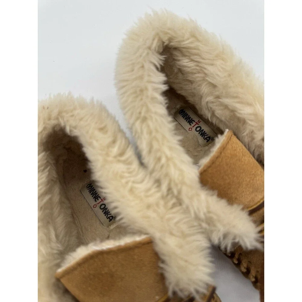 MINNETONKA Moccasin Boys Girls 3 Charley Bootie Tan Suede Slippers Shoes